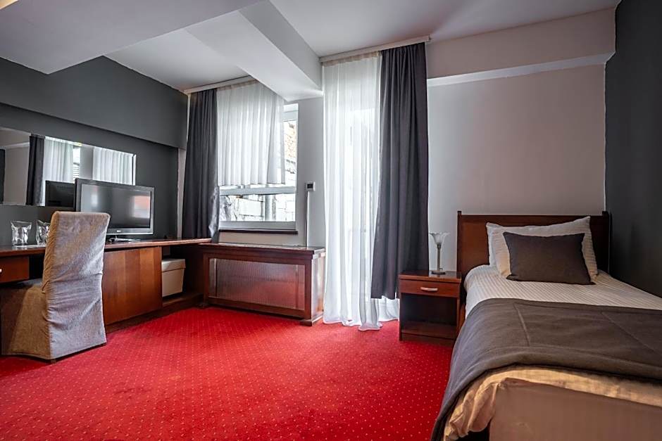 Hotel Astra