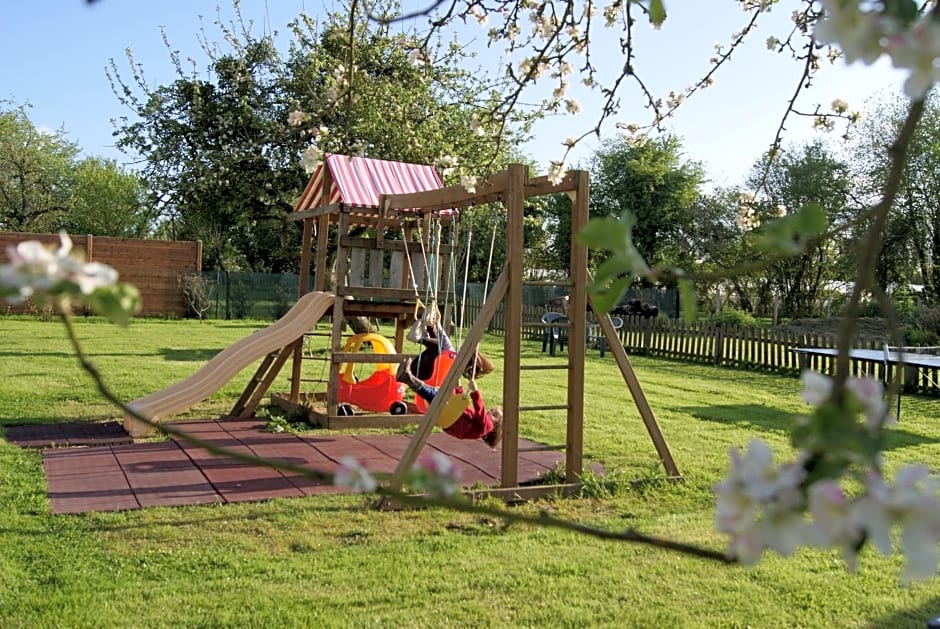 Manoir de la Pataudière B&B