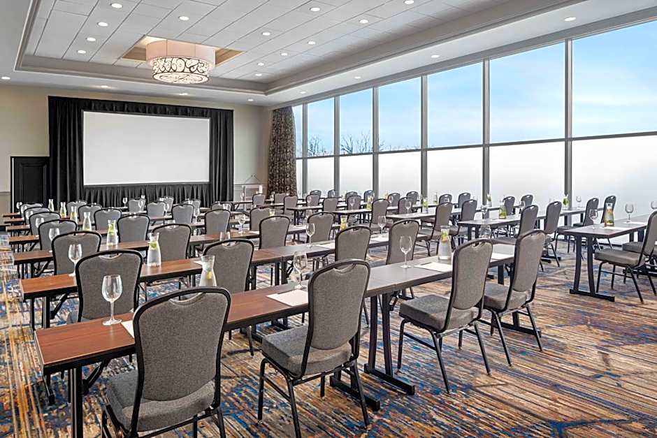 The Alloy King of Prussia - a DoubleTree by Hilton