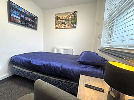 Single Room with Private Bathroom