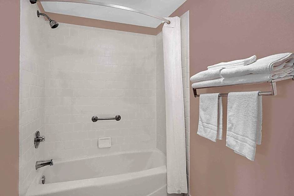 Super 8 by Wyndham Eufaula