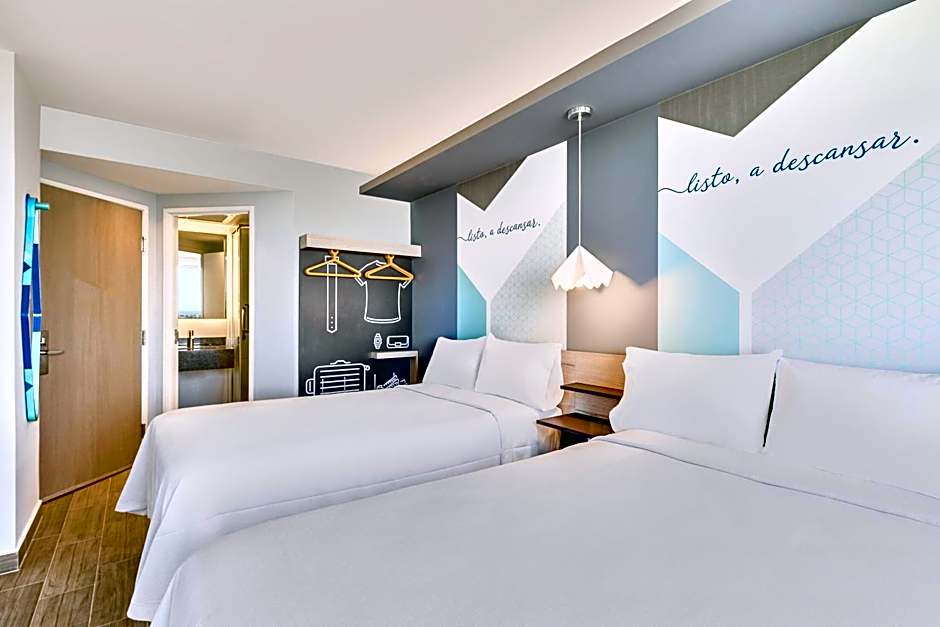 One Puerto Vallarta Aeropuerto