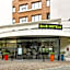 B&B HOTEL Rueil-Malmaison Gare