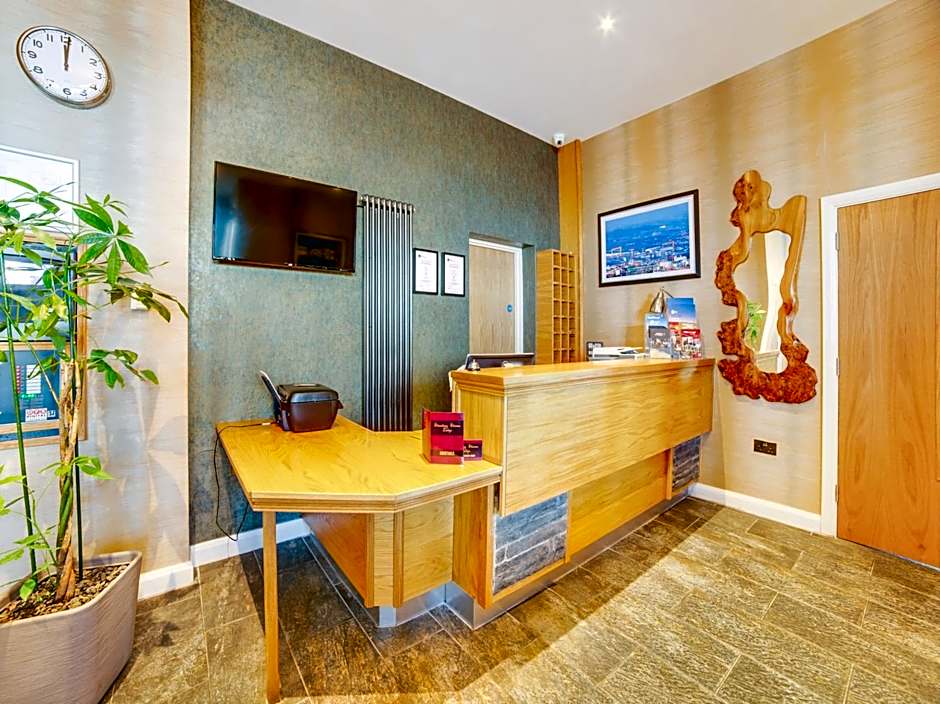 Standing Stones Lodge