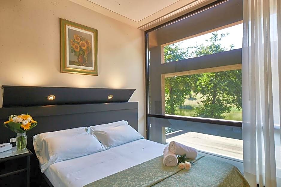 Hotel Lago Verde