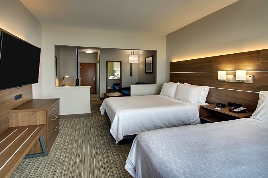 Holiday Inn Express Hotel & Suites Waukegan/Gurnee