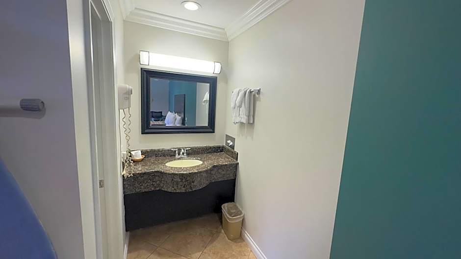 Garden Inn and Suites Glendora
