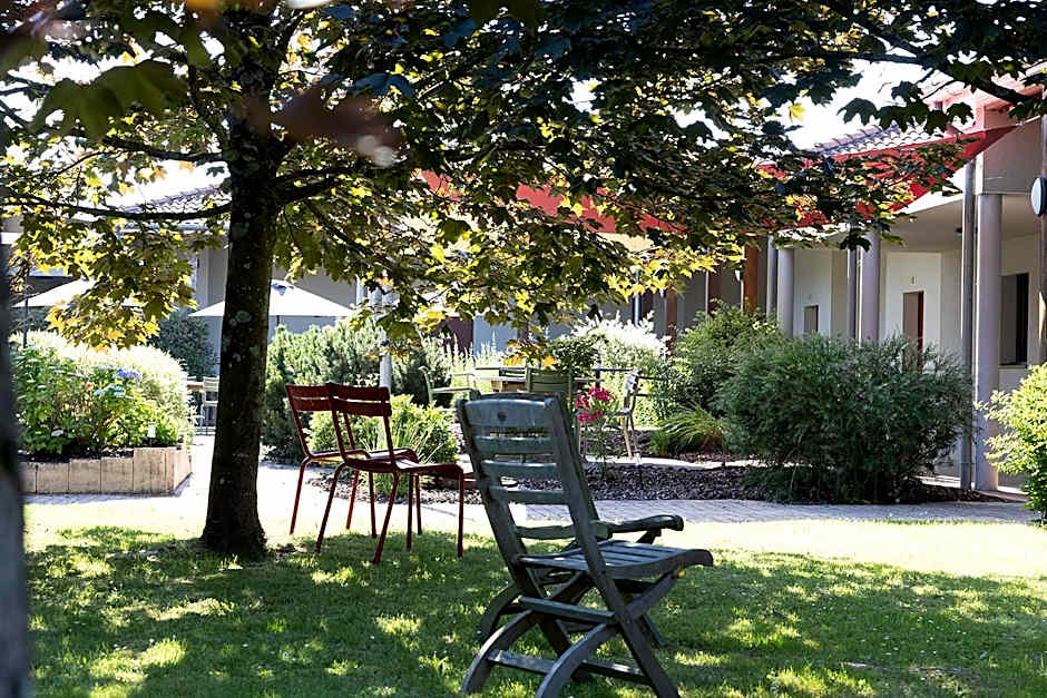 The Originals City, Le Patio Hôtel, Cholet Nord