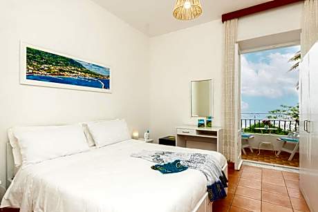 Superior Double Room with Sea View