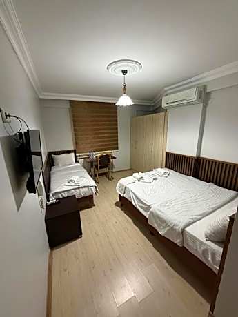 Classic Quadruple Room