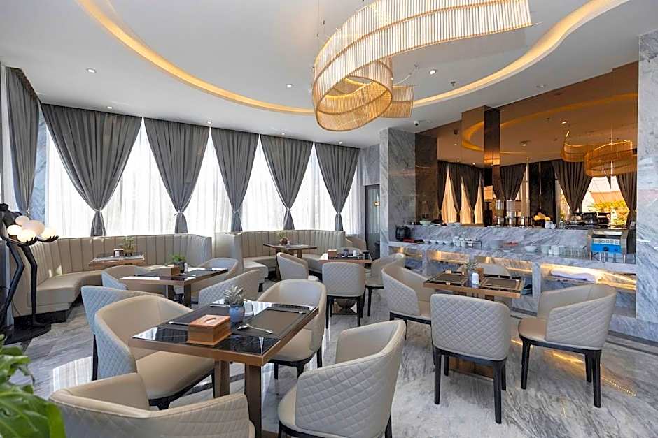 New Century Dalat Hotel