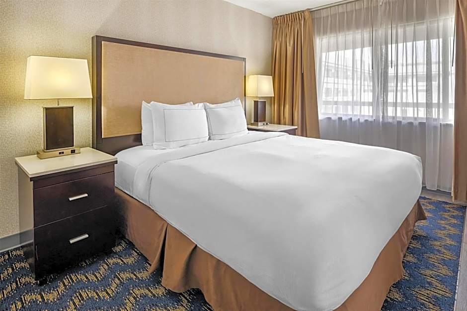 Best Western Plus Miamisburg-Dayton Suites, Banquets & Hotel