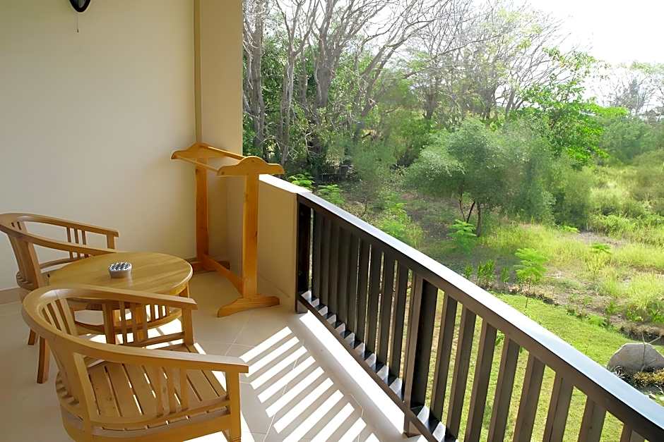 Puri Sari Beach Hotel