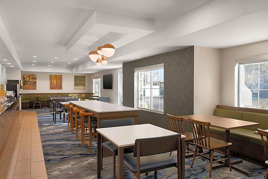 Fairfield Inn & Suites by Marriott Chicago Naperville/Aurora