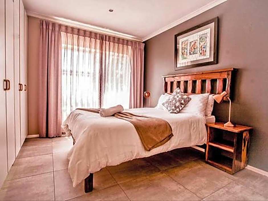 The Russel Guest House