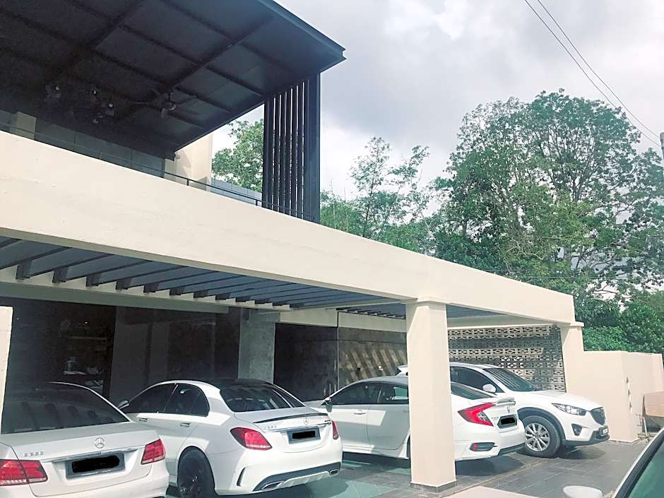 LE LODGE MANSION by Le Lodge