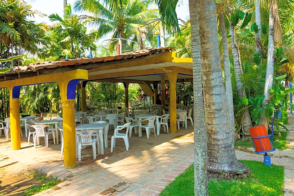 Balneario y Cabañas ISIS