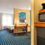 Fairfield Inn & Suites by Marriott Toledo Maumee