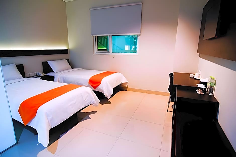 Alpha Hotel