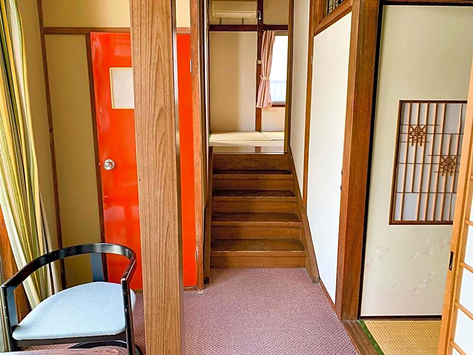 Photo 1 of 6 of Maisonette
