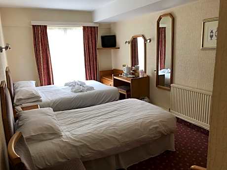 Refurbished Family Room 3