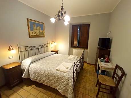 Double Room with Private Bathroom