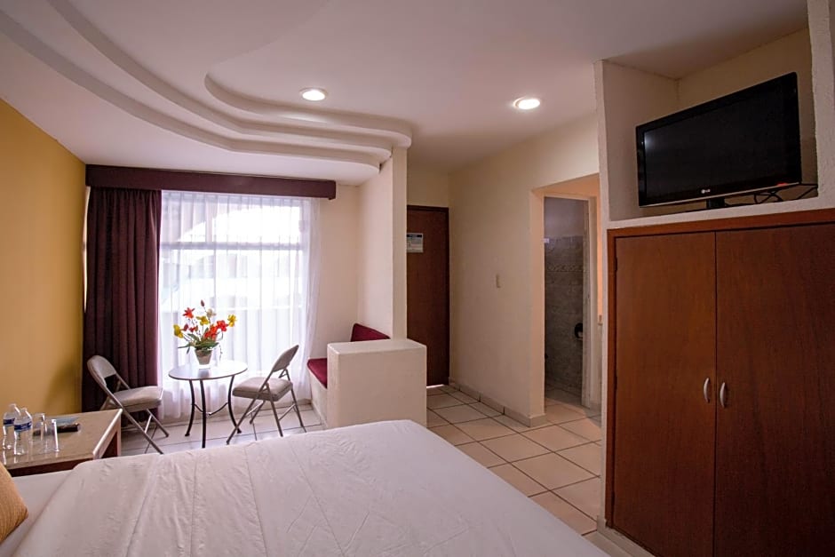 Hotel Arcos Aeropuerto