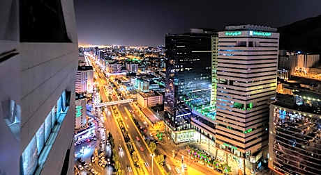 Makkah Al Aziziah By IHG