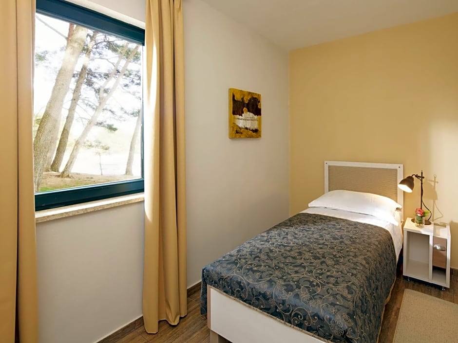 Apartments Sol Amfora for Plava Laguna