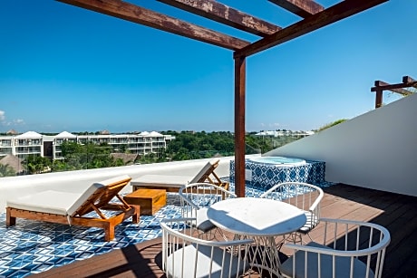 Rooftop Junior Suite
