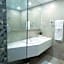 Avior Hotel