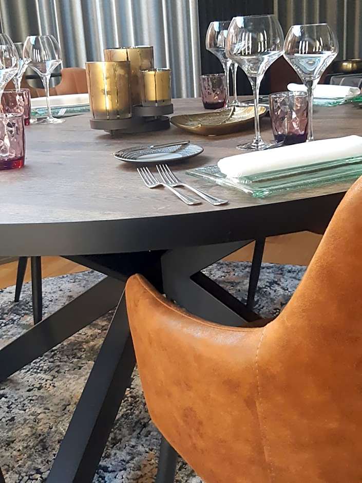 RAVeL Hotel Cyrano