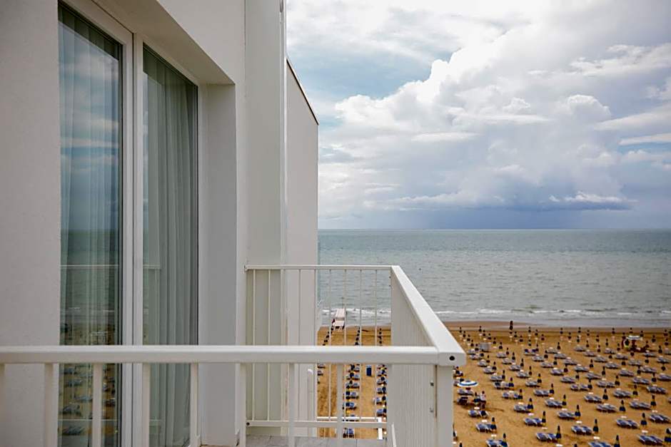 Hotel Boston 3 Stelle Superior Frontemare