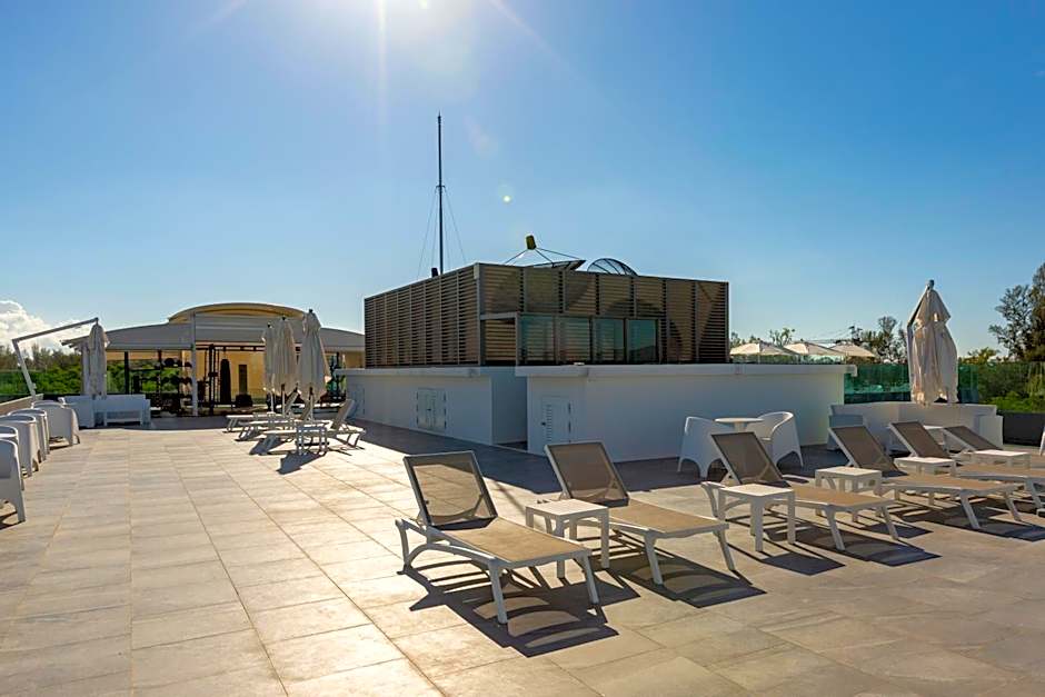 Oceanstone by Holy Cow, 1-BR, next building view