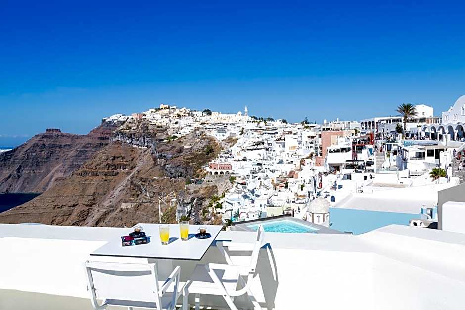 Pantelia Suites