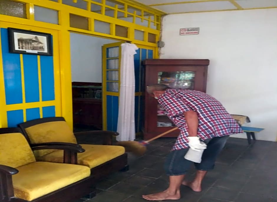 Homestay Ndalem Soewondo by ZUZU