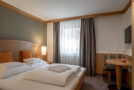 Double Room with Balcony A