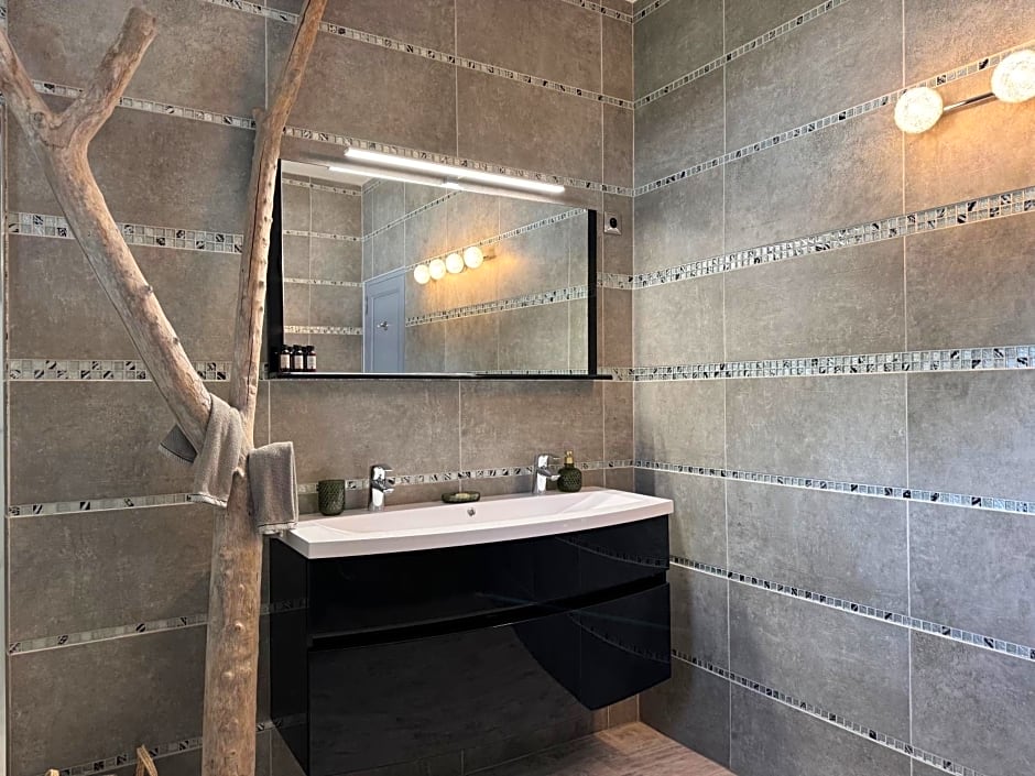 Les 5 Arches - Adult Only