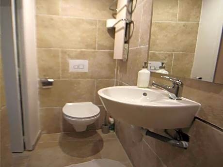 Scenic villa with View of the Gardon River