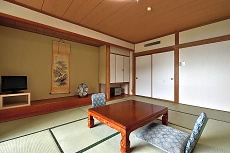 Japanese-Style Room