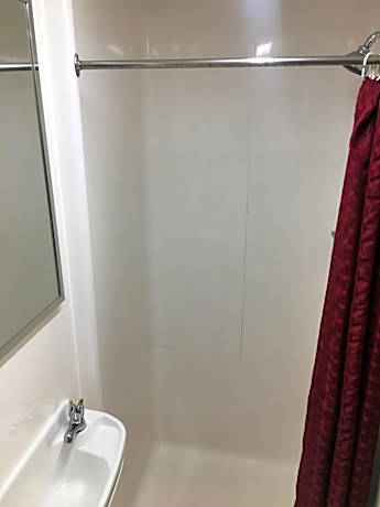 Budget Ensuite Twin Cabin