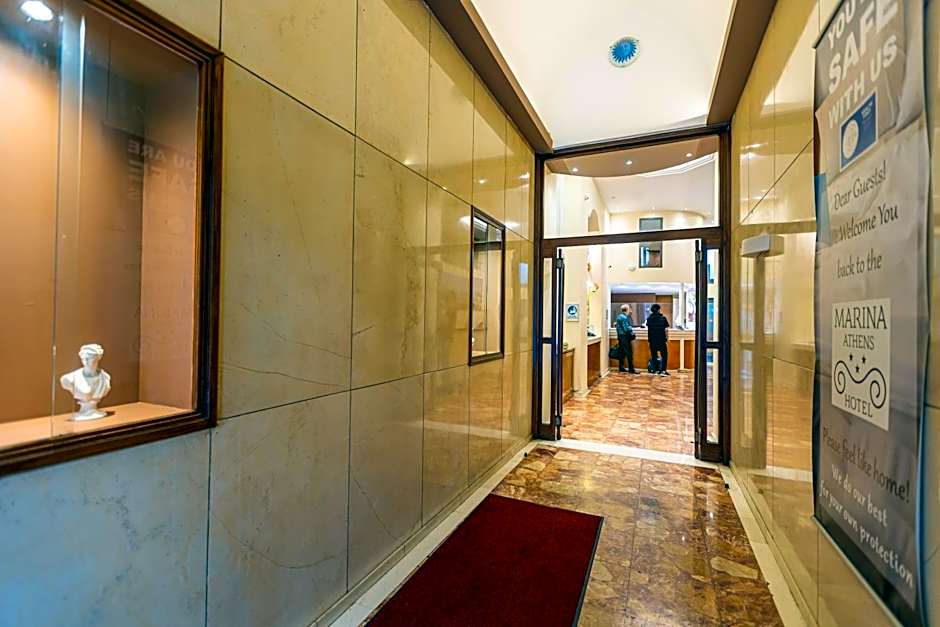 Marina Hotel
