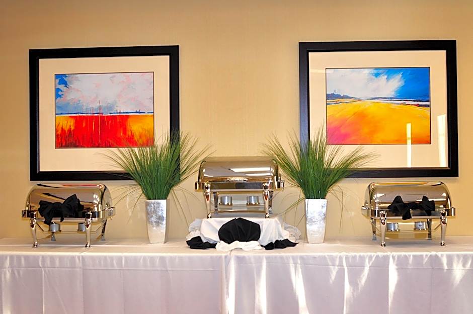 Holiday Inn Express Hotel and Suites Dayton South I 675 By IHG