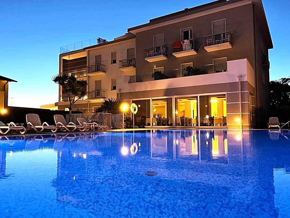 Hotel Paradiso
