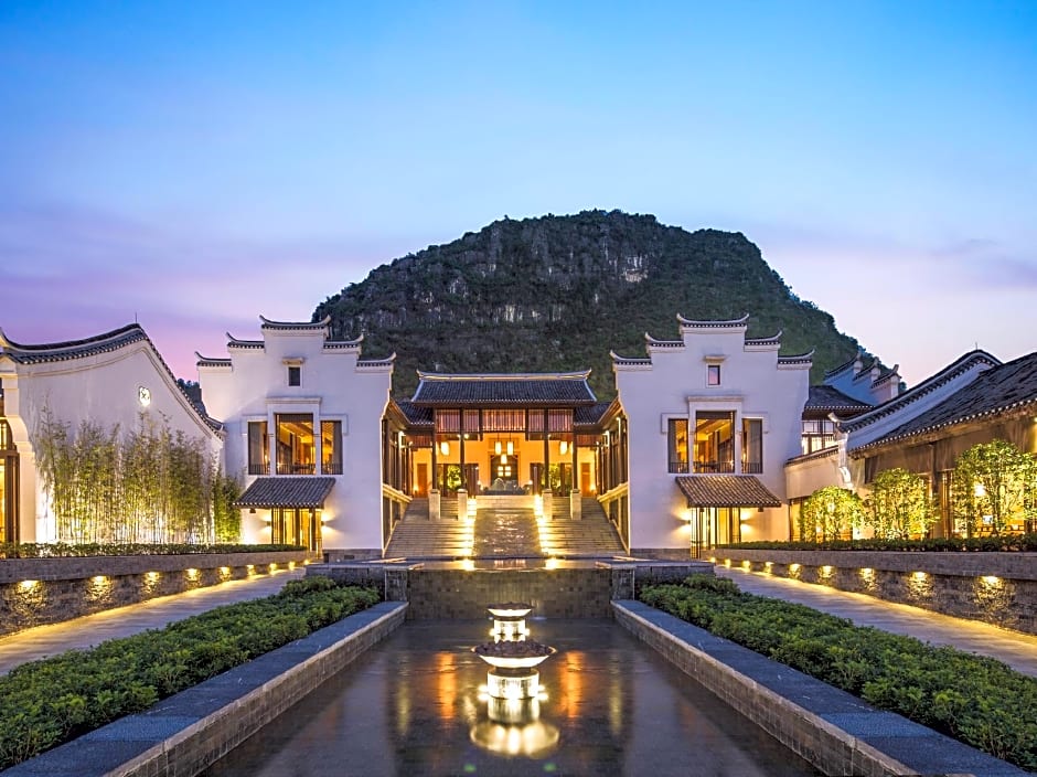 Banyan Tree Yangshuo Hotel