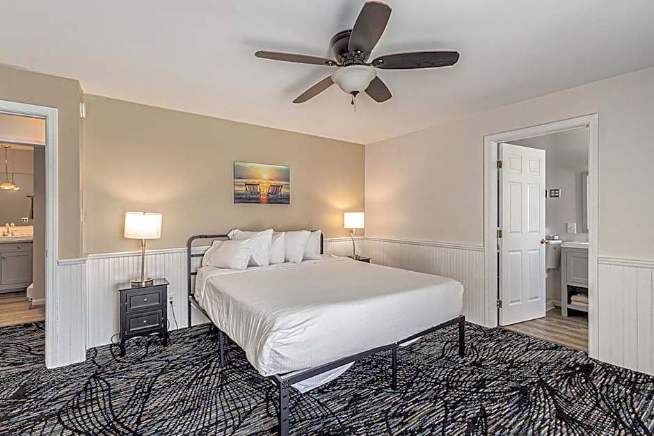 Snyders Shoreline Inn