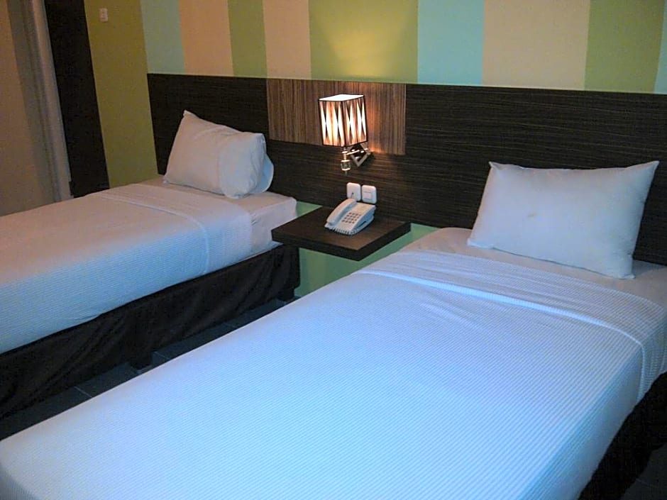 Pose In Hotel Yogyakarta