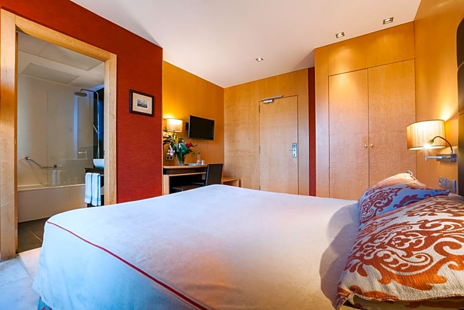 Hotel Medinaceli New reopening 2025