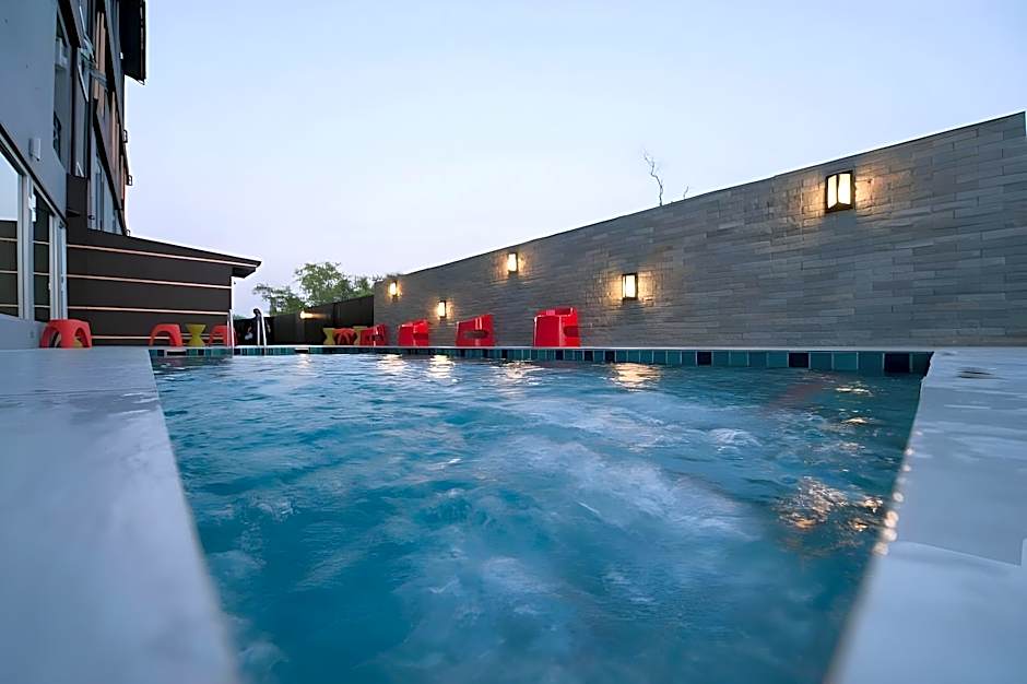 Dwella Suvarnabhumi Hotel