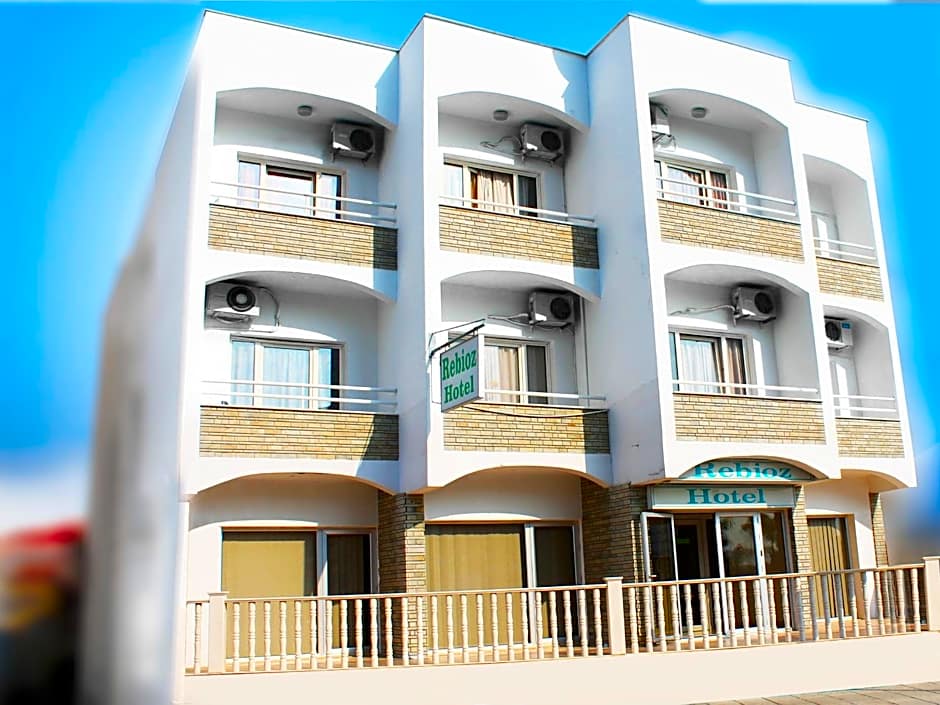 Rebioz Hotel